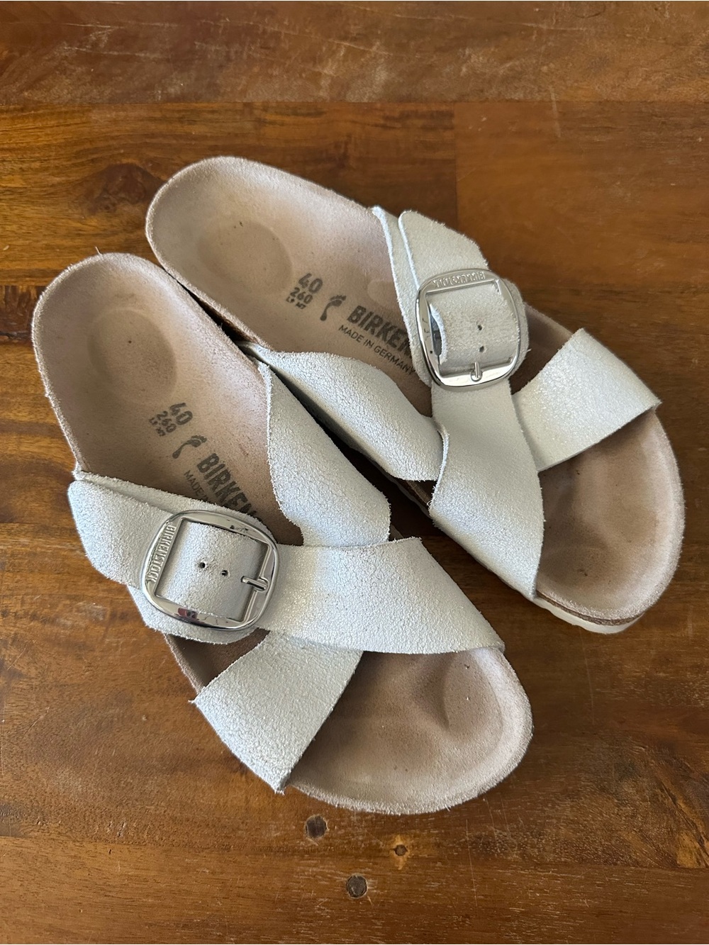 Birkenstock Siena Sandals in Metallic Silver gray - Cross Strap with Buckle 40